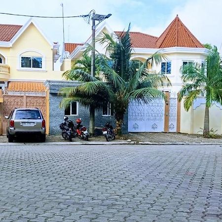 L'Address Hotel Cotonou Ngoại thất bức ảnh