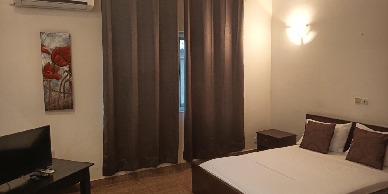 L'Address Hotel Cotonou Ngoại thất bức ảnh