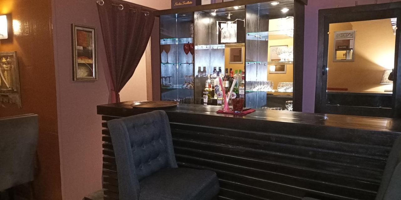 L'Address Hotel Cotonou Ngoại thất bức ảnh