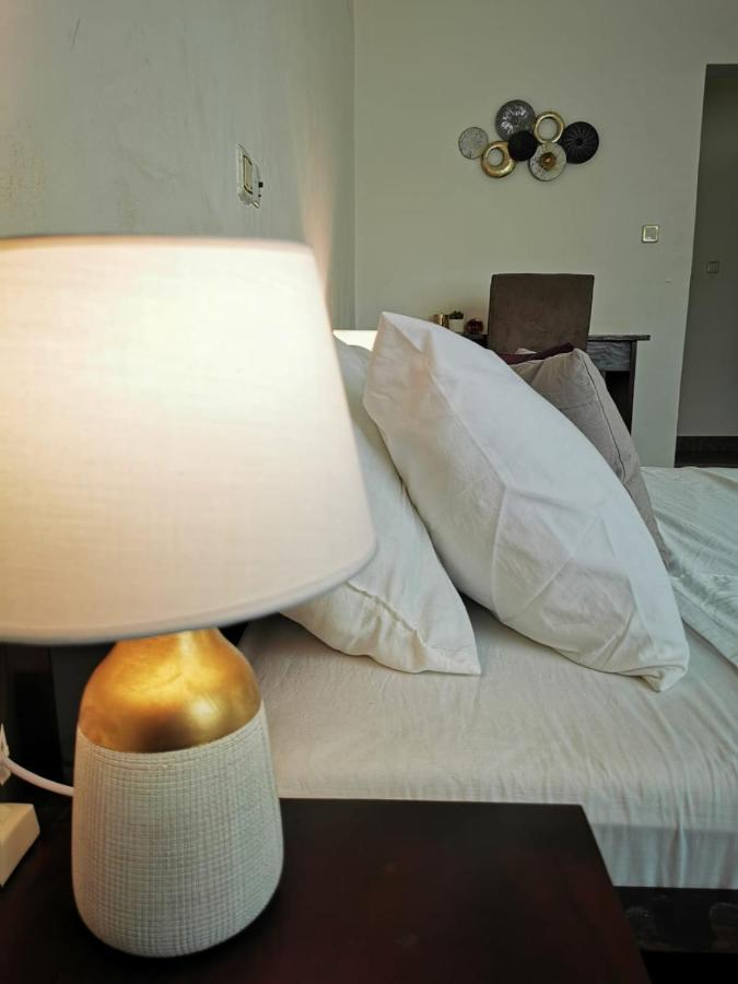 L'Address Hotel Cotonou Ngoại thất bức ảnh
