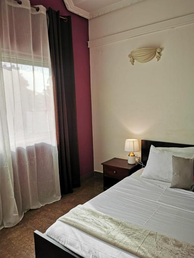 L'Address Hotel Cotonou Ngoại thất bức ảnh