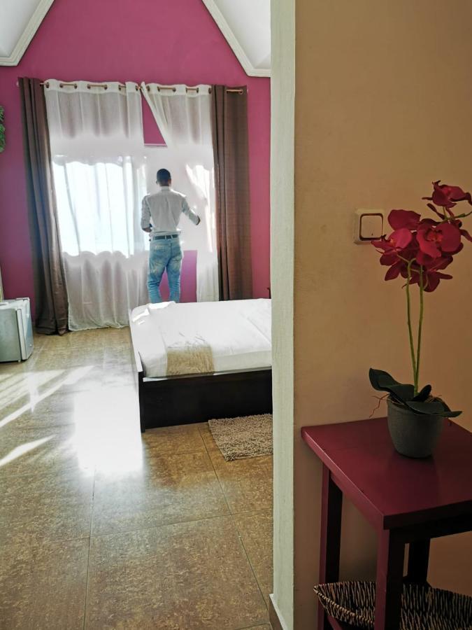 L'Address Hotel Cotonou Ngoại thất bức ảnh