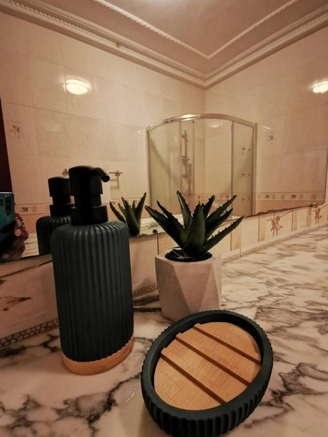 L'Address Hotel Cotonou Ngoại thất bức ảnh