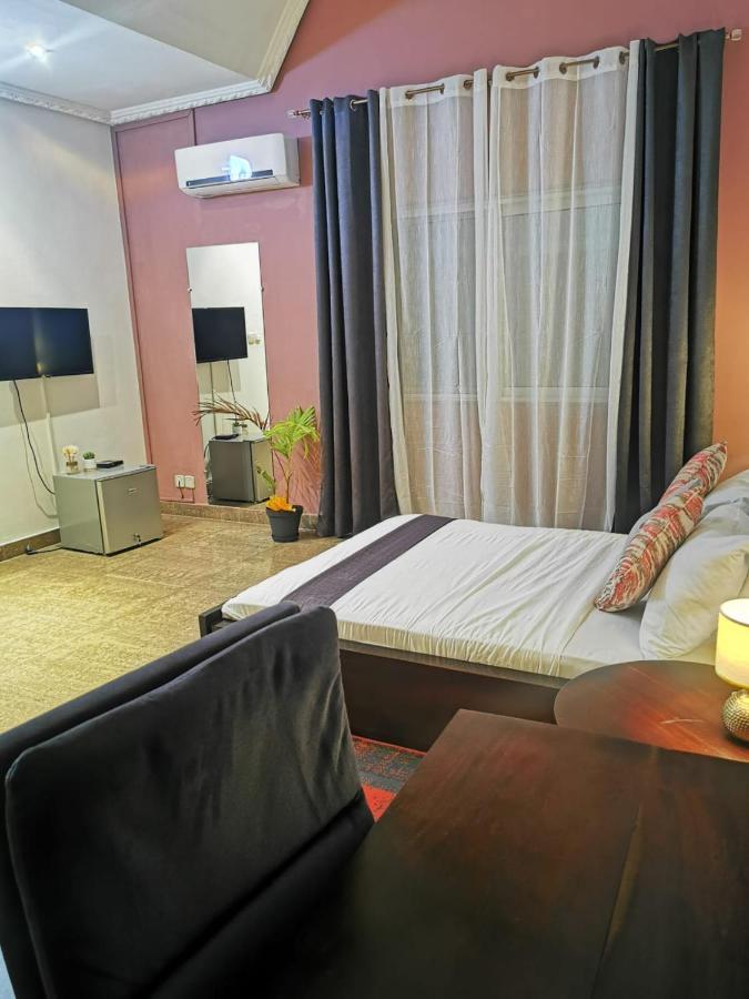 L'Address Hotel Cotonou Ngoại thất bức ảnh
