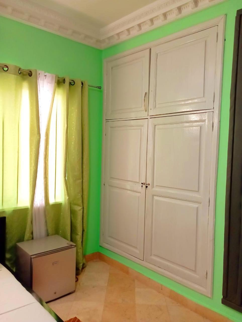 L'Address Hotel Cotonou Ngoại thất bức ảnh